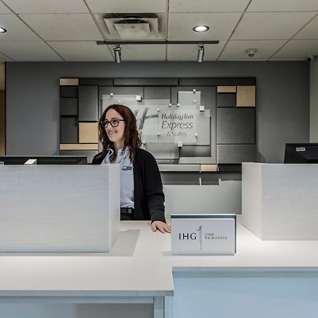 Holiday Inn Express Hotel & Suites Saint - Hyacinthe By Ihg Esterno foto