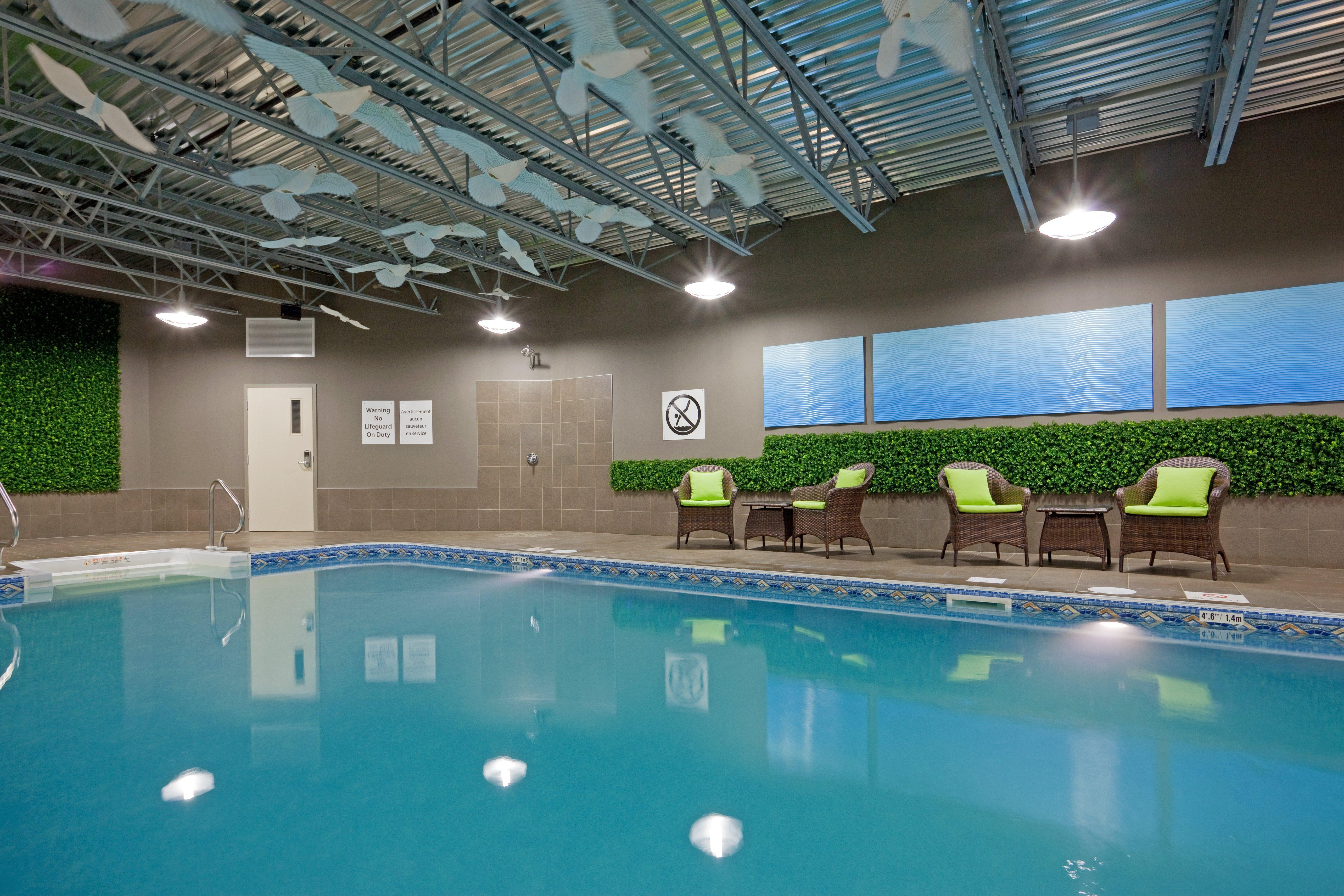 Holiday Inn Express Hotel & Suites Saint - Hyacinthe By Ihg Esterno foto