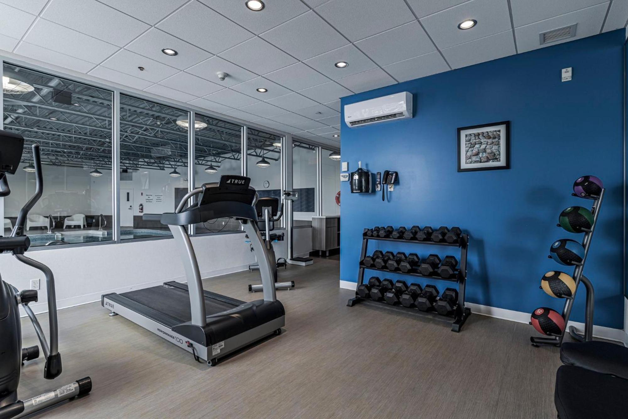 Holiday Inn Express Hotel & Suites Saint - Hyacinthe By Ihg Esterno foto